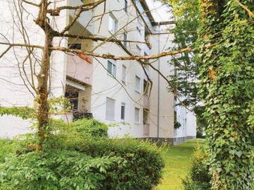 Zuhause am Waldrand helle 4 Zimmer Wohnung mit Einbauküche & BalkonZimmer Wohnung am Waldrand