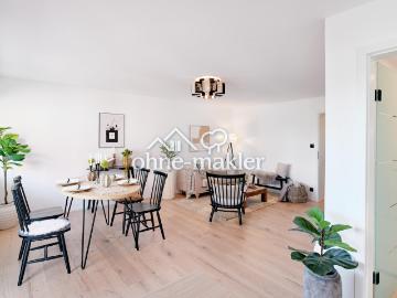 Provisionsfrei: Moderne, sanierte und lichtdurchflutete 2,5 Zimmer Wohnung mit einmaligem Grundriss