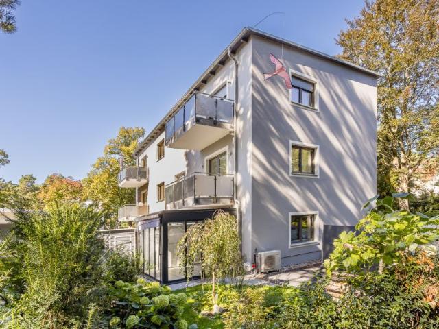 Provisionsfrei* Moderne 2 Zimmer Neubauwohnung mit Südbalkon, Stellplatz und Erdwärme