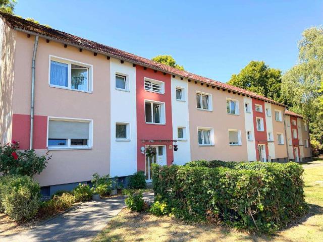 Provisionsfrei* Modernisierte 2 Zimmer Erdgeschosswohnung mit großem Balkon