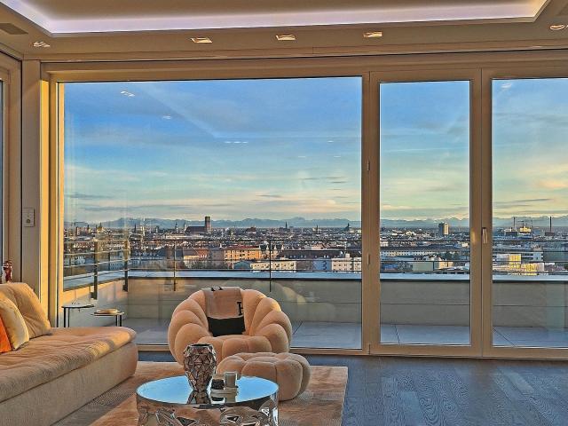 PROVISIONSFREI: Munich's Iconic View – The Ultimate Penthouse