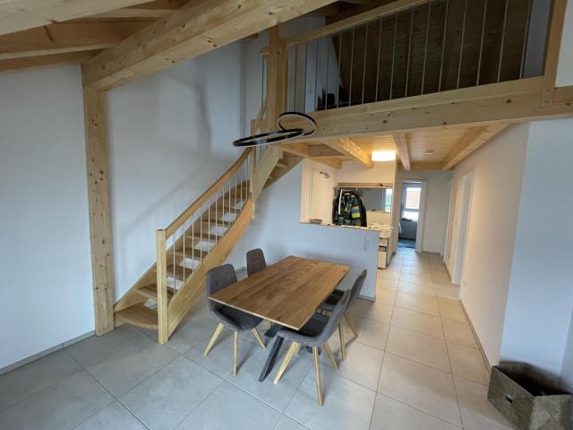 provisionsfrei*: Neuwertige 3 Zimmer 100qm Maisonette in Unterneukirchen