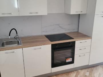 Provisionsfrei! Neu sanierte, gemütliche 5 Zimmer Maisonette Wohnung in beliebter und hipper Lage