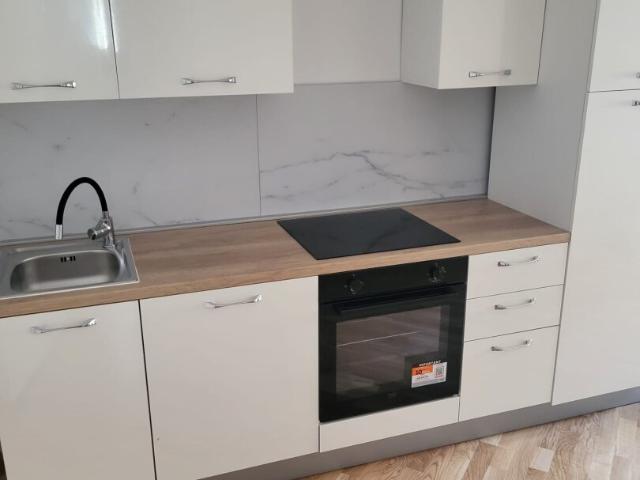 Provisionsfrei! Neu sanierte, gemütliche 5 Zimmer Maisonette Wohnung in beliebter und hipper Lage