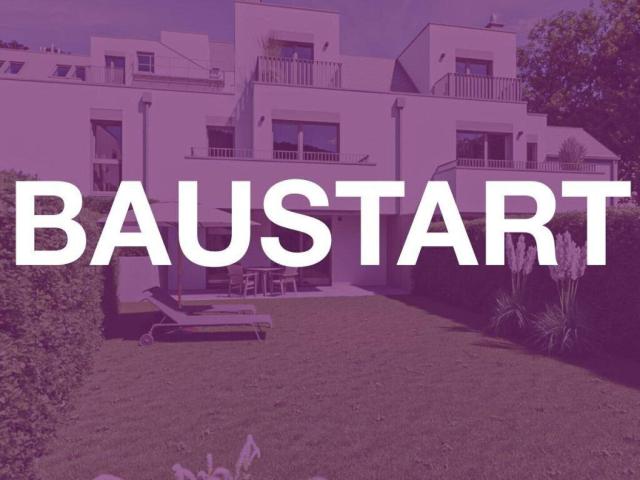 Abkühlen im hauseigenen Pool. Ihre Traumwohnung mit Terrasse oder Garten und Fernblick Nähe Maurer Wald PROVISIONSFREI !