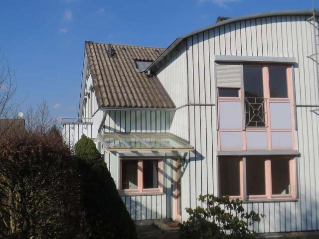 PROVISIONSFREI ! Niedrigenergie renovierte DHH re Garage im Haus, SÜD Terrasse Glasfaser