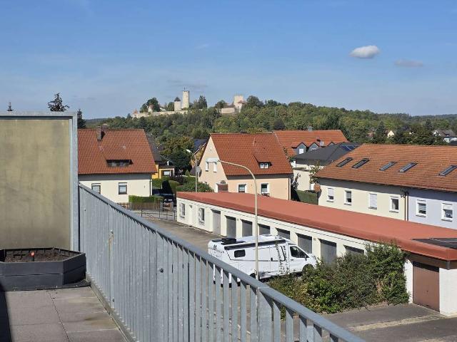PROVISIONSFREI Penthousewohnung in Top Lage mit Dachterrasse und tollem Burgblick