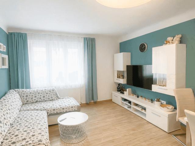 PROVISIONSFREI! Renovierte 3 Zimmer Wohnung im Neubau BJ 1964 mit Lift nahe Hbf – Sofort verfügbar