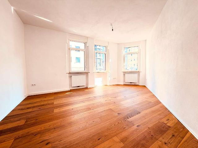 Provisionsfrei Renovierte 3 Zimmer Wohnung zentral in Nürnberg