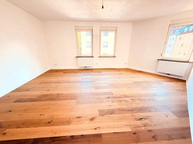 Provisionsfrei Renovierte 3 Zimmer Wohnung zentral in Nürnberg