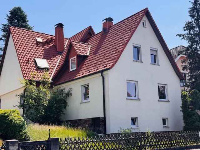 PROVISIONSFREI: renoviertes Zweifamilienhaus in familienfreundlicher Lage Coburg Scheuerfeld