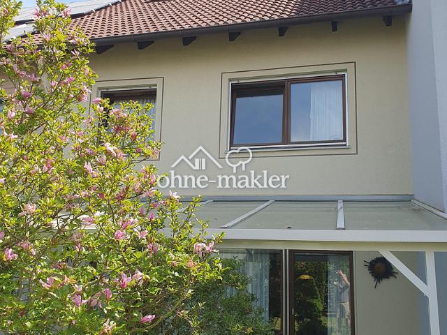 Provisionsfrei: Reihenhaus in Nürnberg Kornburg mit Fußbodenheizung & Garage