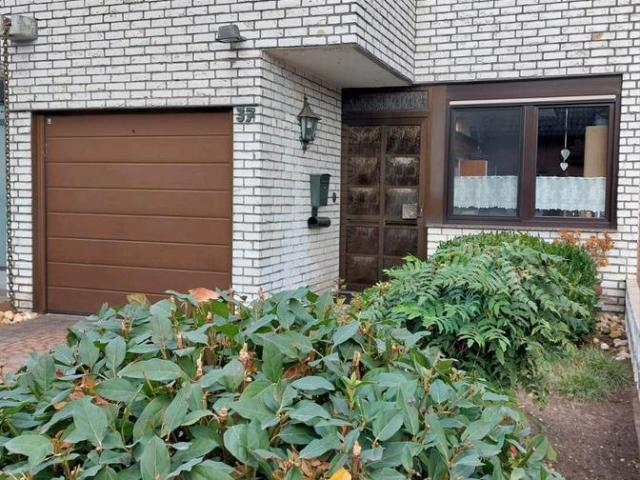 Provisionsfrei Reihenmittelhaus in Moers Alt Schwafheim