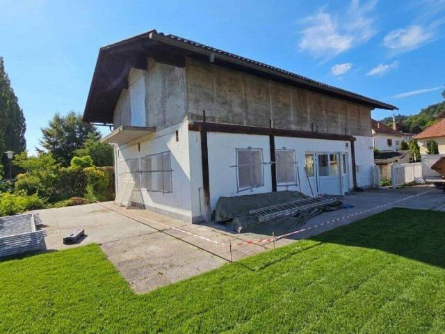PROVISIONSFREI! Sanierungsbedürftigtes Einfamilienhaus in der Schlossallee in Krumpendorf am Wörthersee