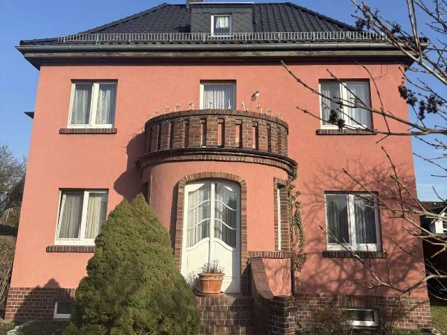 Provisionsfrei: Stadtvilla im Herzen Sömmerdas