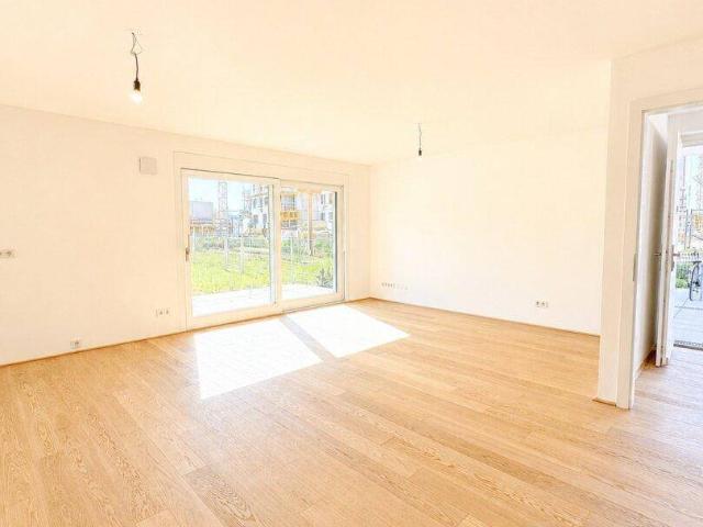 Provisionsfrei*NEUE*Helle 121 m² Eigentumswohnung – Erstbezug mit ca.100 m2 Garten, Balkon & Terrasse
