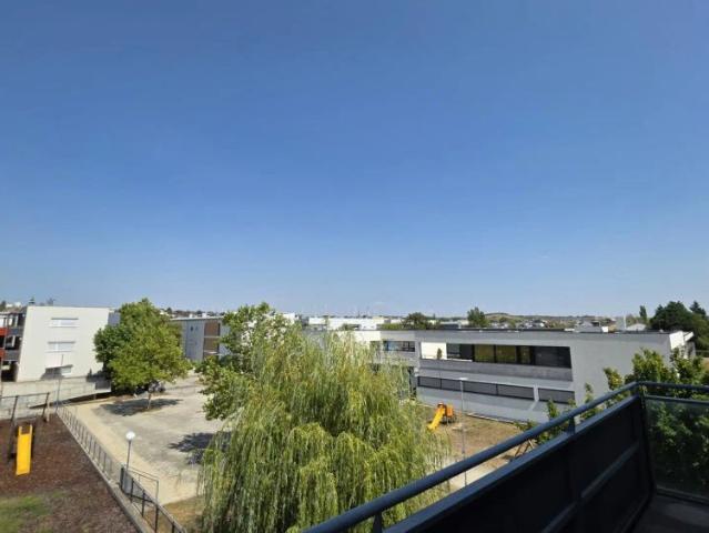 PROVISIONSFREIE 3 ZIMMERWOHNUNG MIT BALKON!