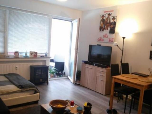Provisionsfreie 2 Zimmerwohnung + Balkon