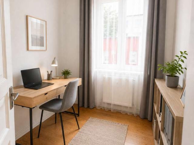 Provisionsfreie 2 Zimmer Altbauwohnung im ruhigen Seitenflügel – Potsdam Charlottenhof VERMIETET