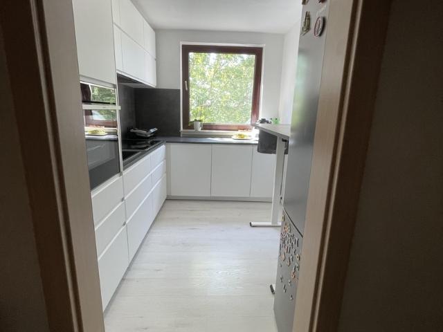 PROVISIONSFREIE 2 Zimmer Wohnung vom Eigentümer mit Stellplatz u. EBK