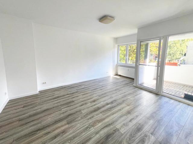 Provisionsfreie 2 Zimmer Wohnung mit Balkon und TG Stellplatz in Berlin Haselhorst