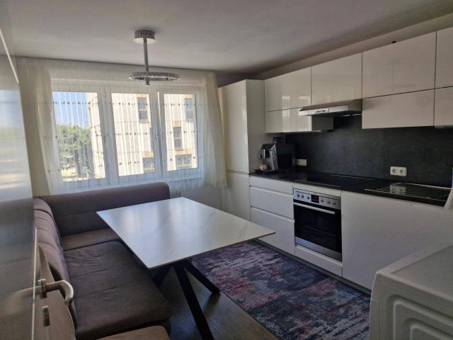 Provisionsfreie 4 Zimmer Wohnung