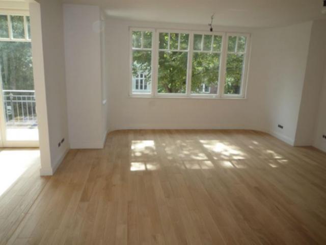 Provisionsfreie 4 Zimmer Wohnung mit Terrasse in 1130 Hietzing