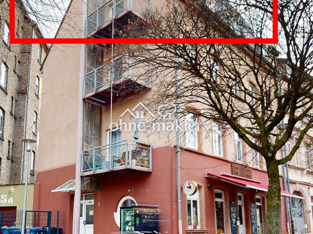 Provisionsfreie 5 Zimmer Maisonette mit zwei Badezimmern und Balkon