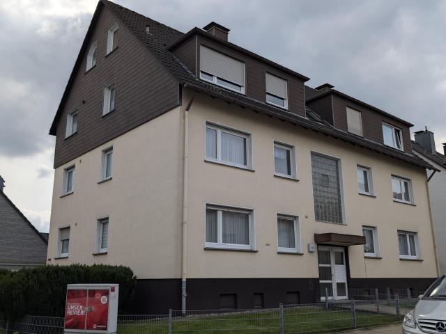 Provisionsfreie attraktive 3,5 Zimmer Eigentumswohnung mit Garage in ruhiger Lage