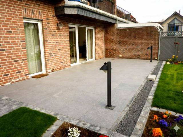 Provisionsfreie Erdgeschosswohnung mit Terrasse, Garten, Garage