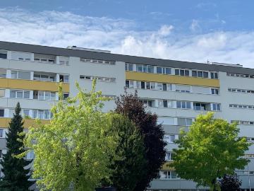 Provisionsfreie moderne ruhige 3 Zimmer Wohnung mit Loggia und Aufzug
