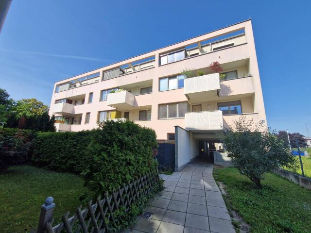 PROVISIONSFREIE, TRAUMHAFTE, SEHR GEPFLEGTE 3 ZIMMER TERRASSENWOHNUNG IN TOPLAGE IM ZENTRUM
