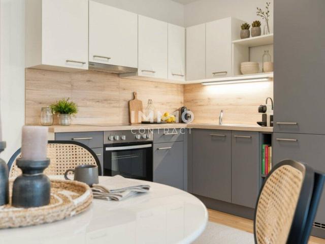 Provisionsfreier Erstbezug: Helle, moderne 3 Zimmer Dachgeschoßwohnung mit großer Loggia