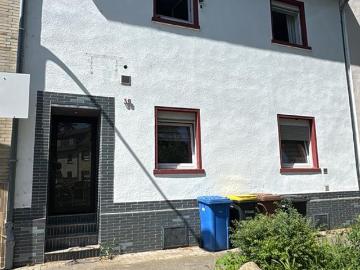 Provisionsfreies Exklusives 2 Familienhaus mit Terrasse & Garten