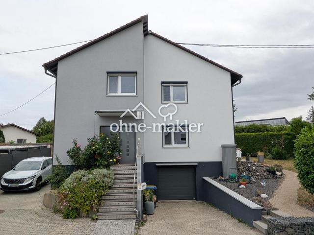 Provisionsfreies Ein /Zweifamilienhaus mit schönem Garten