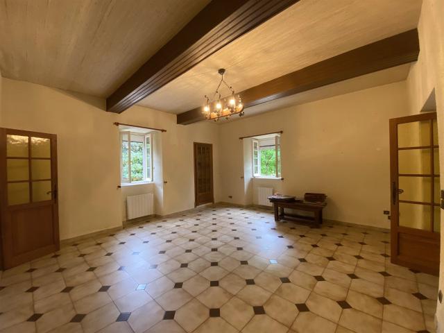 Prox. Aurignac, maison ancienne T5, dépendances sur plus d’1. 189m² Aurignac