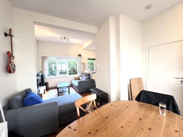 Prox Chasse / Arsenal Duplex Rez de Jardin 1 chbre + bur