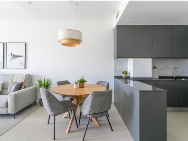 PROXIMAMENTE! VIVIENDA EN SEGUNDA PLANTA EN ESQUINA CON AMPLIA TERRAZA DE 26M2!