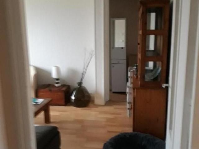 Proximité Centre Ville Appartement de Type 3 au 4ème étage