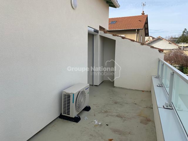 Proximité centre ville Valence studio 22 m² à louer