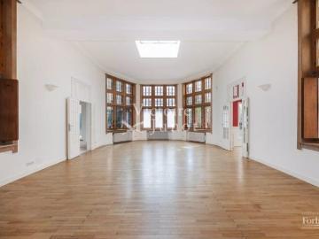 Proximity to Soignes Forest: Luxurious 3 bedroom apartment