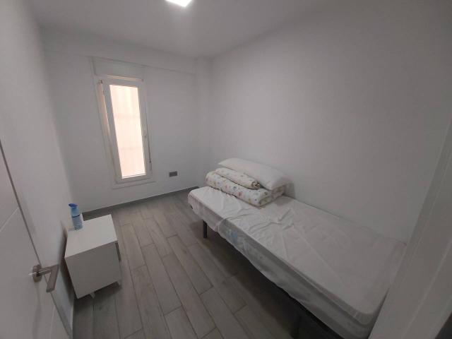PRÓXIMO CURSO 2026/27 CASA CERCA PLAYA CON TERRAZA ZAPILLO