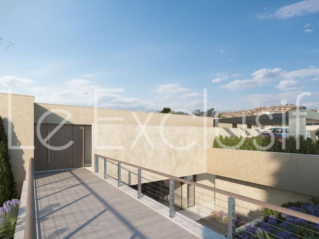 PROYECTO DE VILLA CONTEMPORANEA EN PRIMERA LINEA DE GOLF