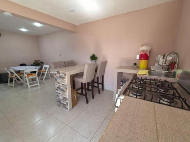 Proyecto de Casa Grande en esquina de calle