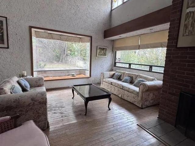 PROYECTO PREMIUM: Venta Casa / Terreno con potencial para 3 Casas en Huixquilucan