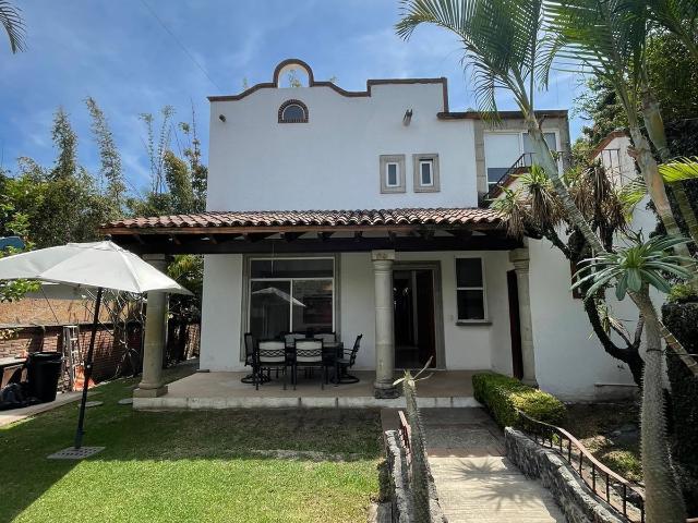 PRO 1097 RENTO LINDA CASA CON MUEBLES JIUTEPEC