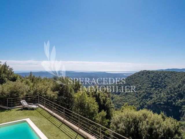 Proche Cabris Villa d'architecte vue panoramique mer 191m² Cabris