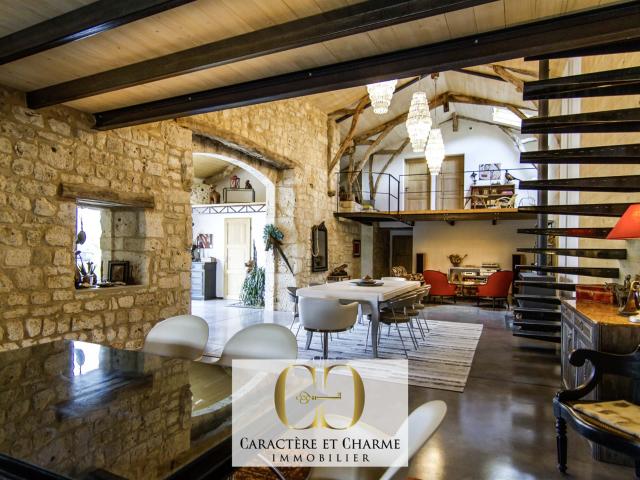 Proche Cahors: Mas Occitan restauré avec 2 gîtes Prestige 565m² Cahors