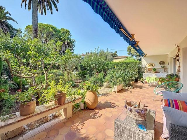 PROCHE CANNET MAIRIE: Superbe 4 pièces en rez de jardin avec 122 m² d’extérieur