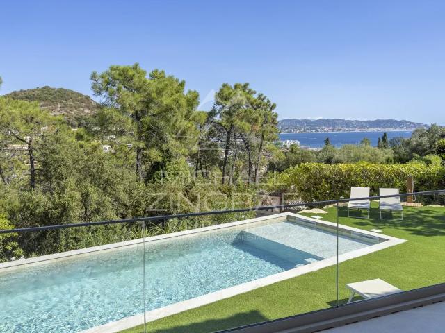 Proche Cannes Mandelieu la Napoule Villa renovée vue mer 290m² Mandelieu la Napoule